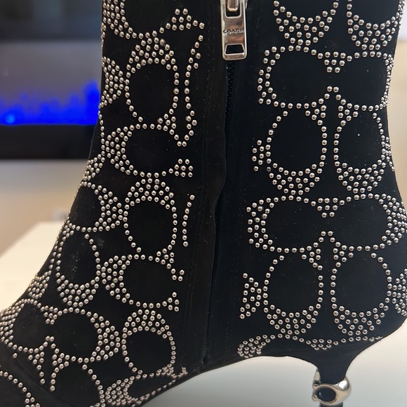 Coach Black Jewel Sig Suede Bte W/Original Bag and Box - Picture 4 of 15